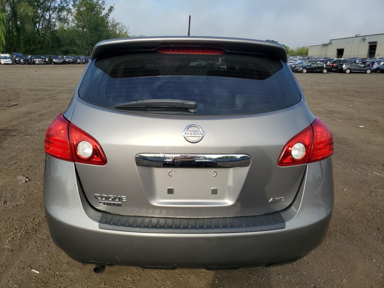 2014 NISSAN ROGUE