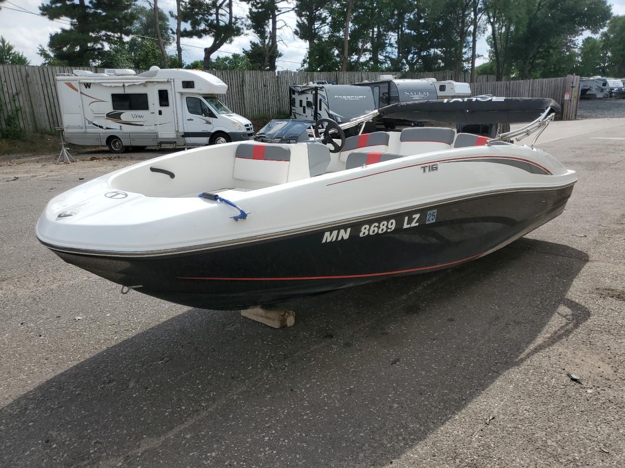 2020 Tracker Boat