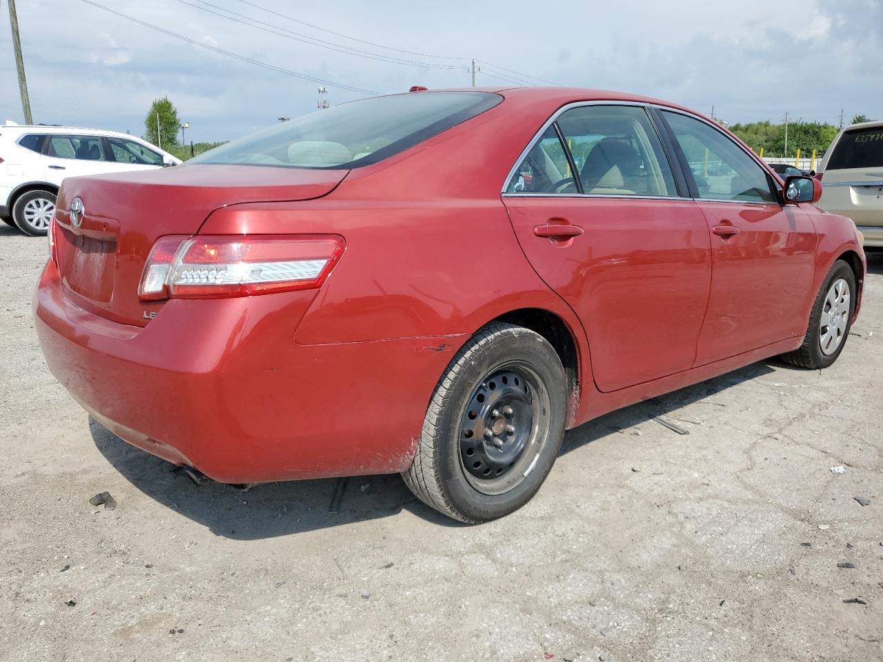 2011 TOYOTA CAMRY