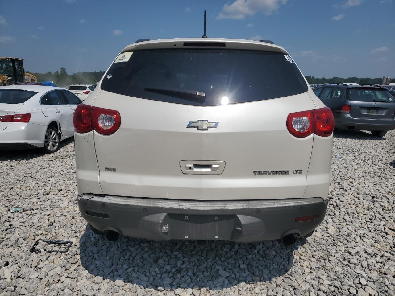 2011 CHEVROLET TRAVERSE