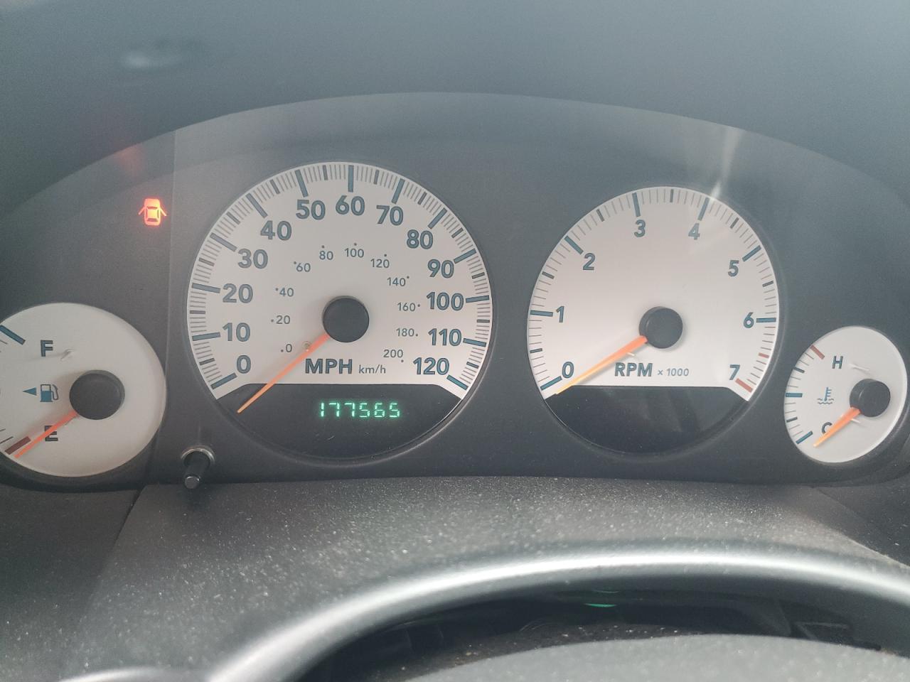 2005 DODGE CARAVAN