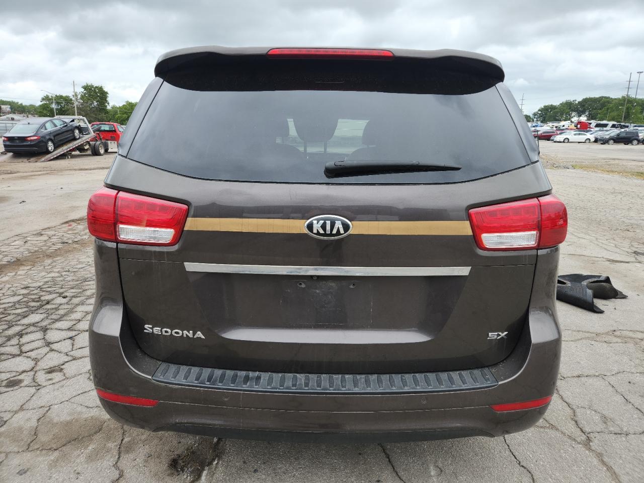 2016 KIA SEDONA