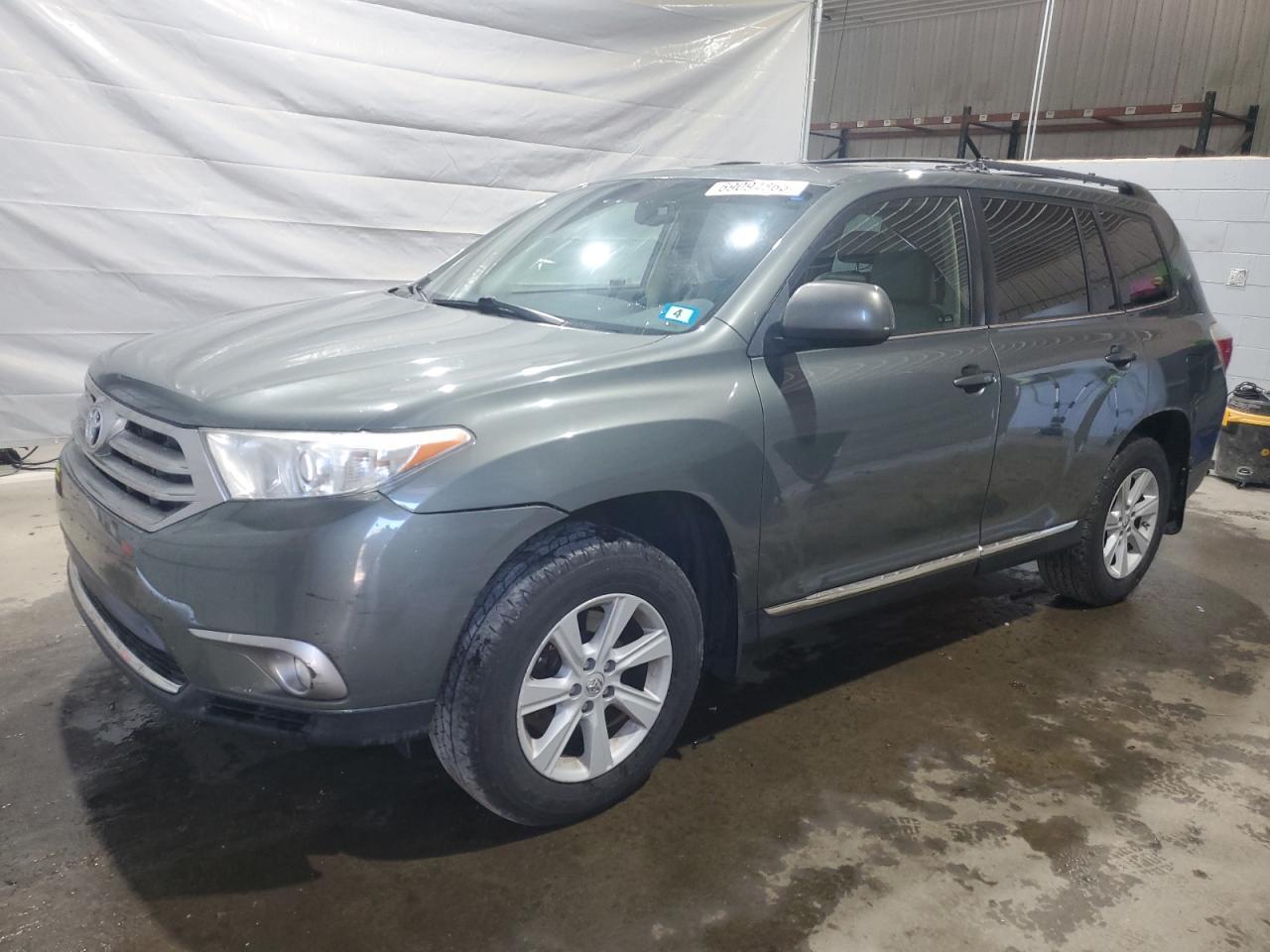 2013 TOYOTA HIGHLANDER