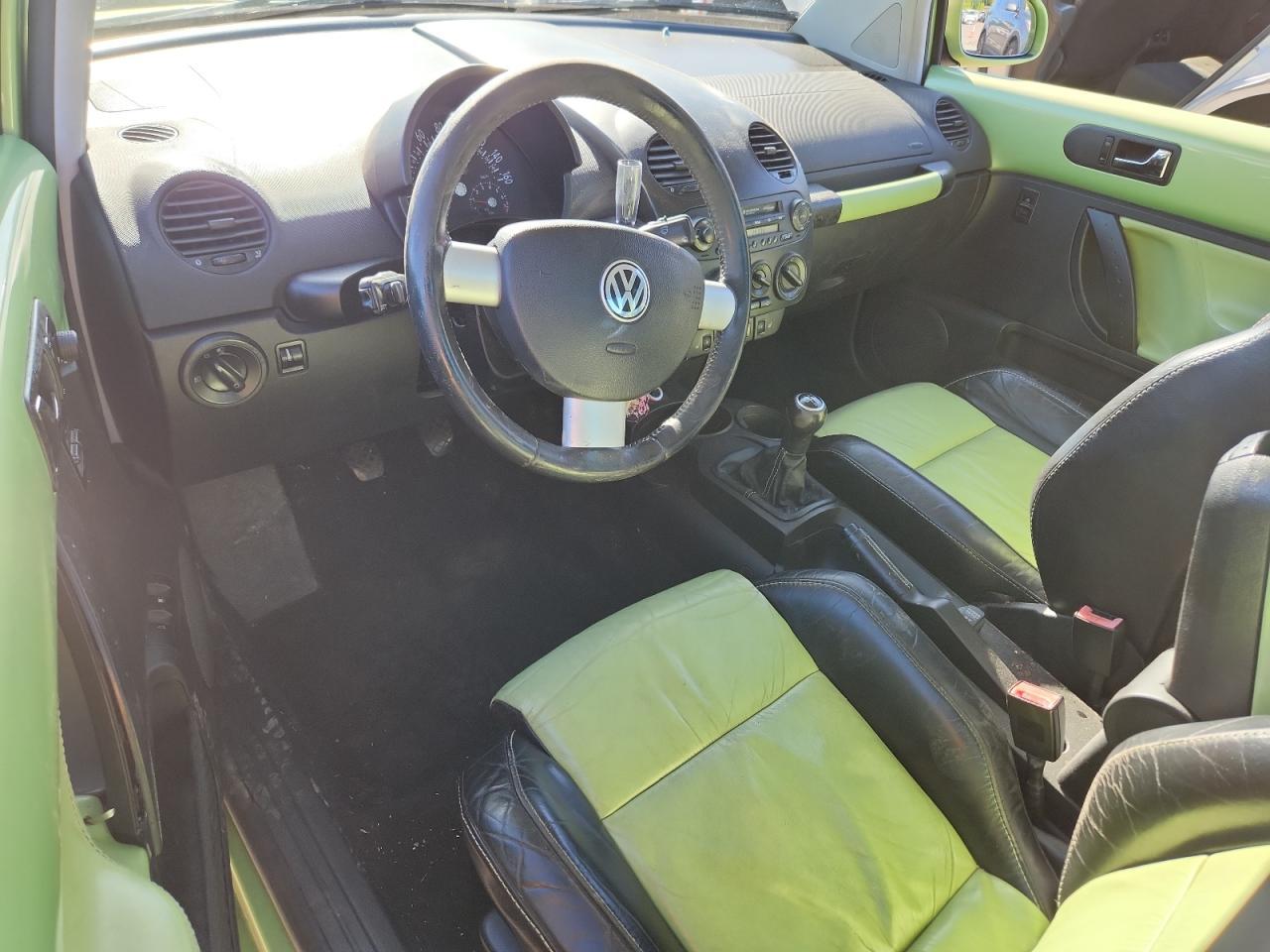 2003 VOLKSWAGEN Beetle