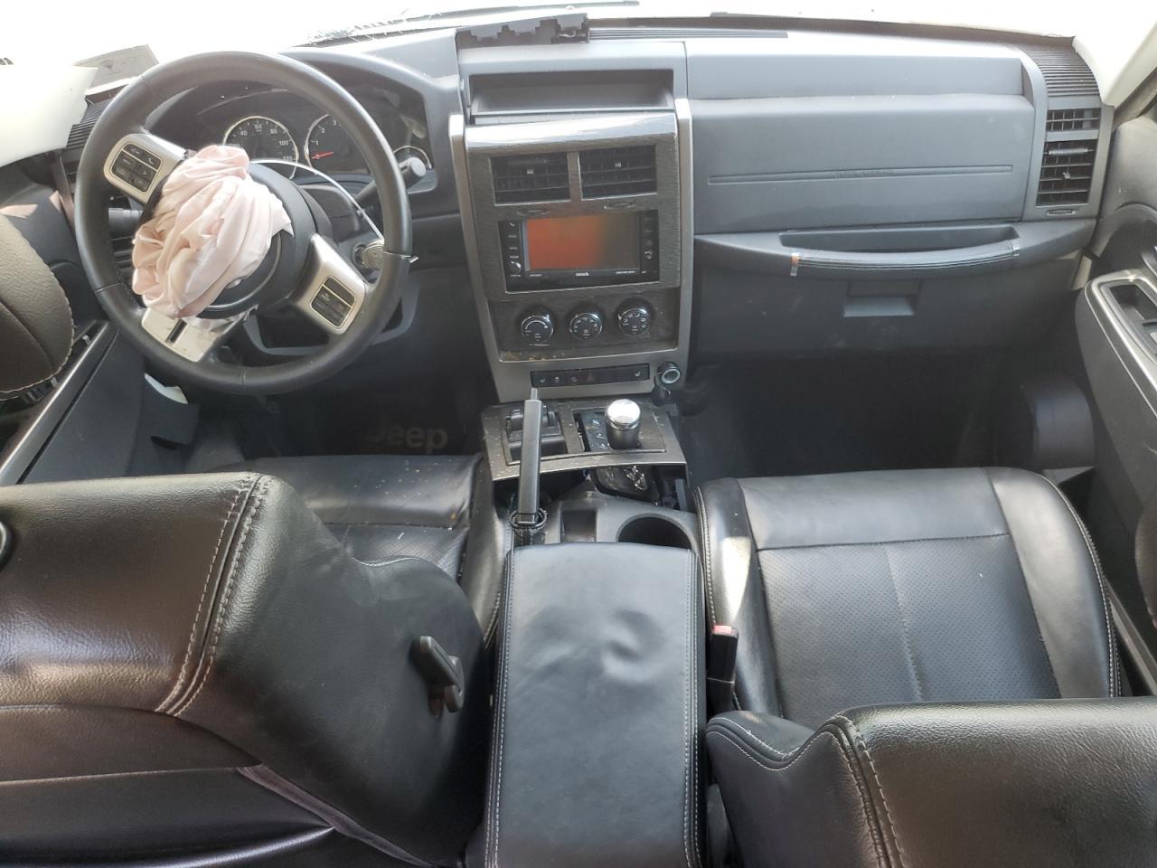 2012 JEEP Liberty