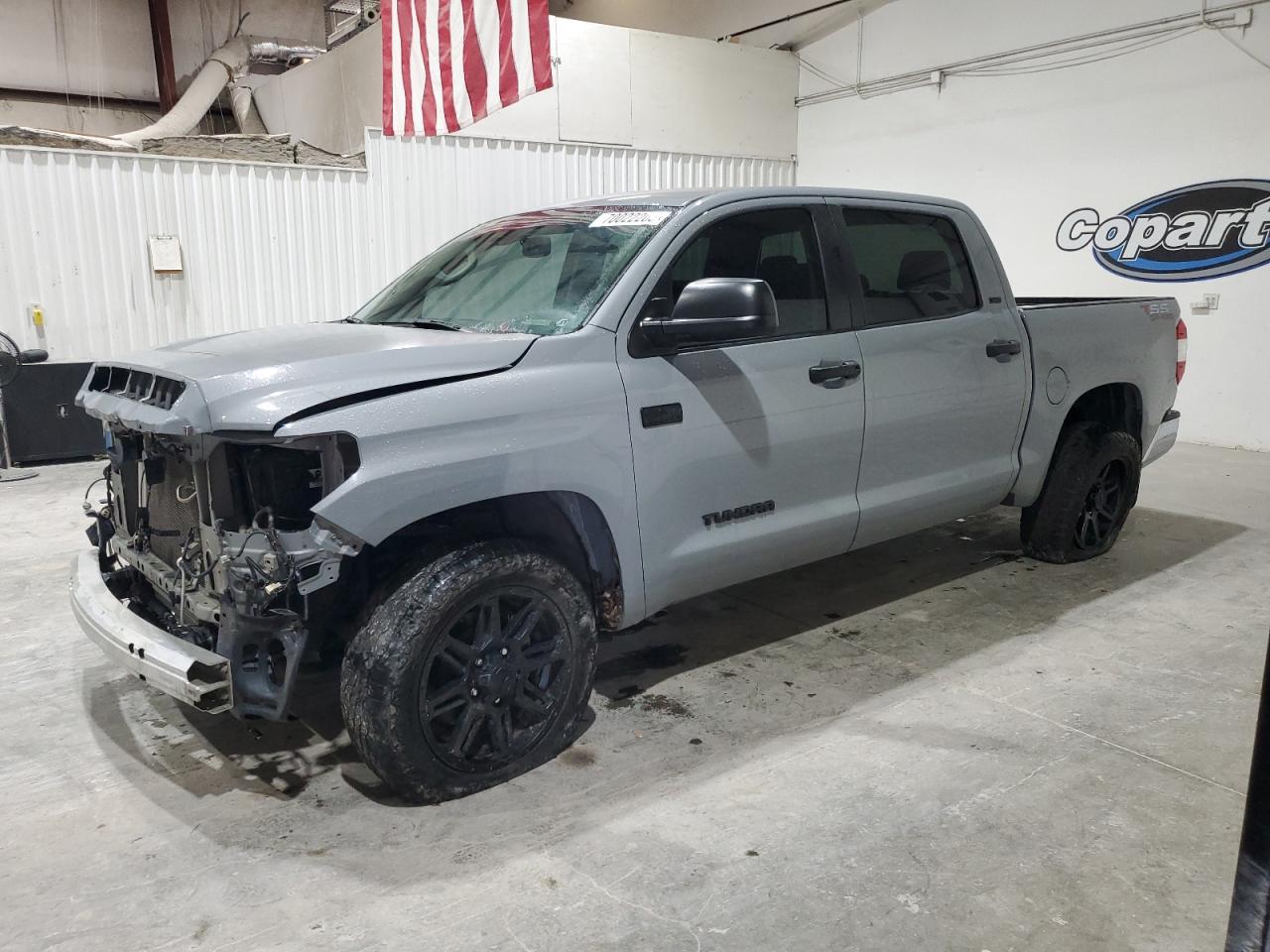 2020 TOYOTA TUNDRA
