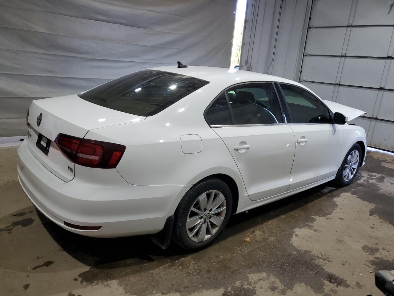 2016 VOLKSWAGEN JETTA