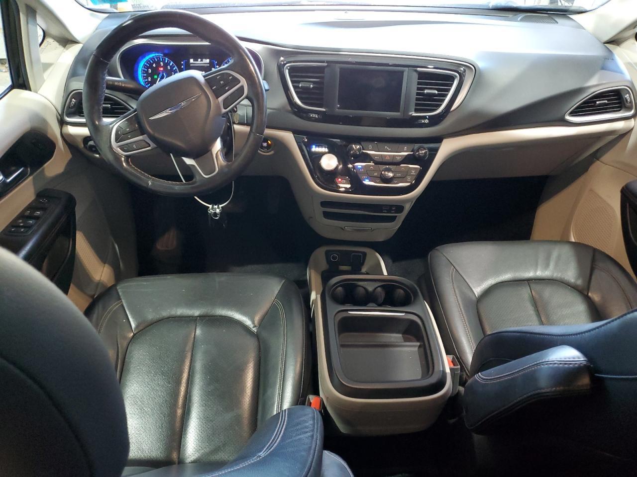 2020 CHRYSLER Pacifica