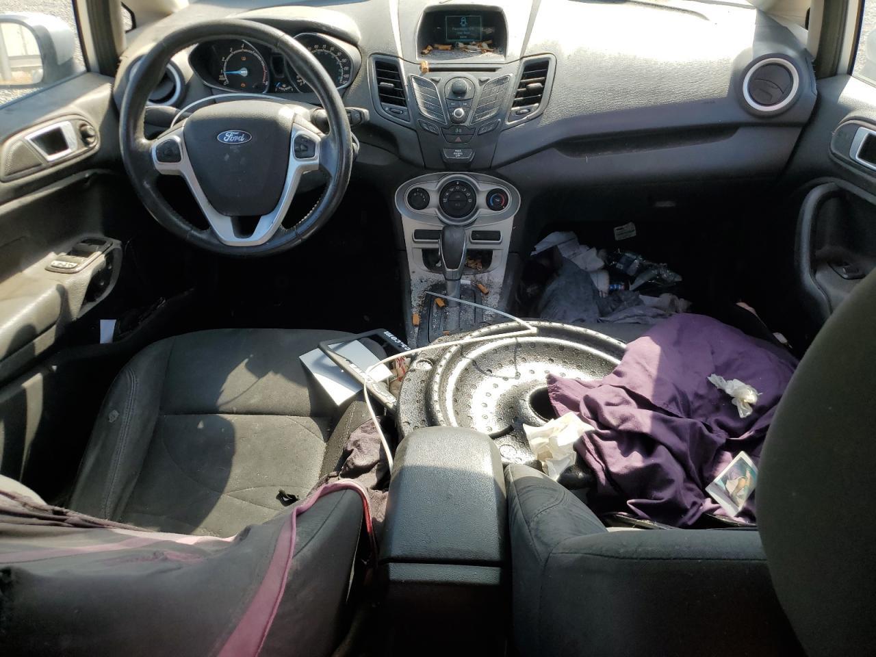 2014 FORD Fiesta