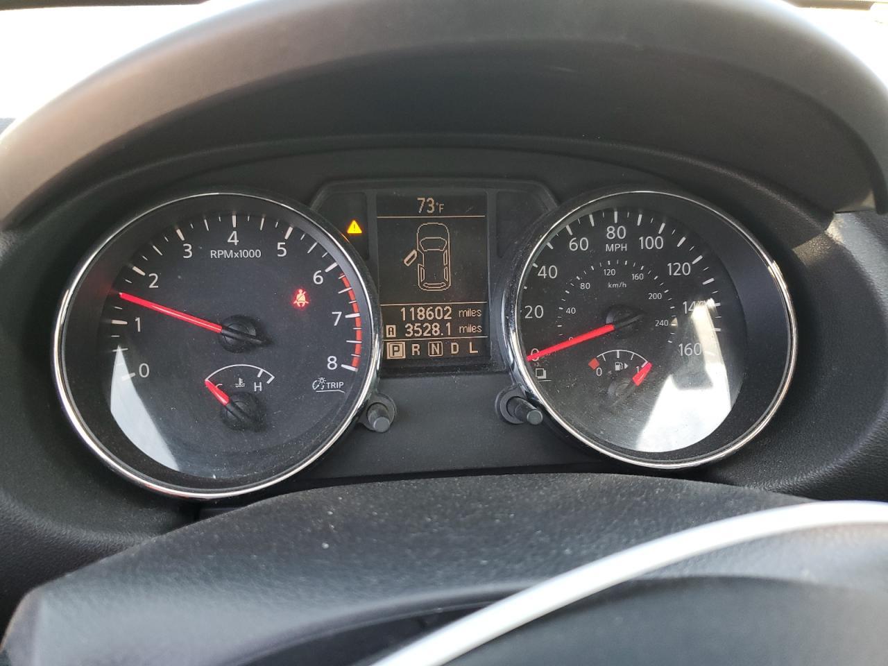 2011 NISSAN ROGUE