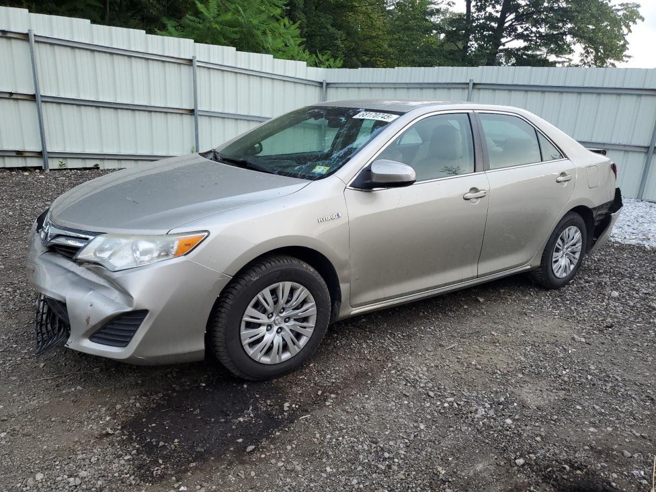 2014 TOYOTA CAMRY