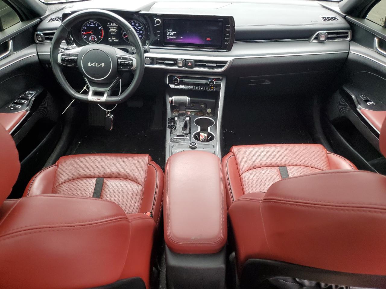 2022 KIA K5