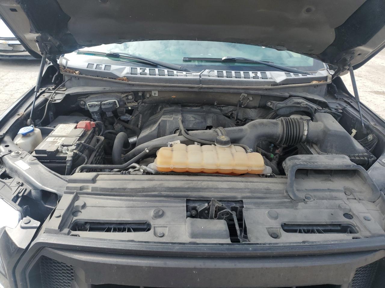 2015 FORD F-150