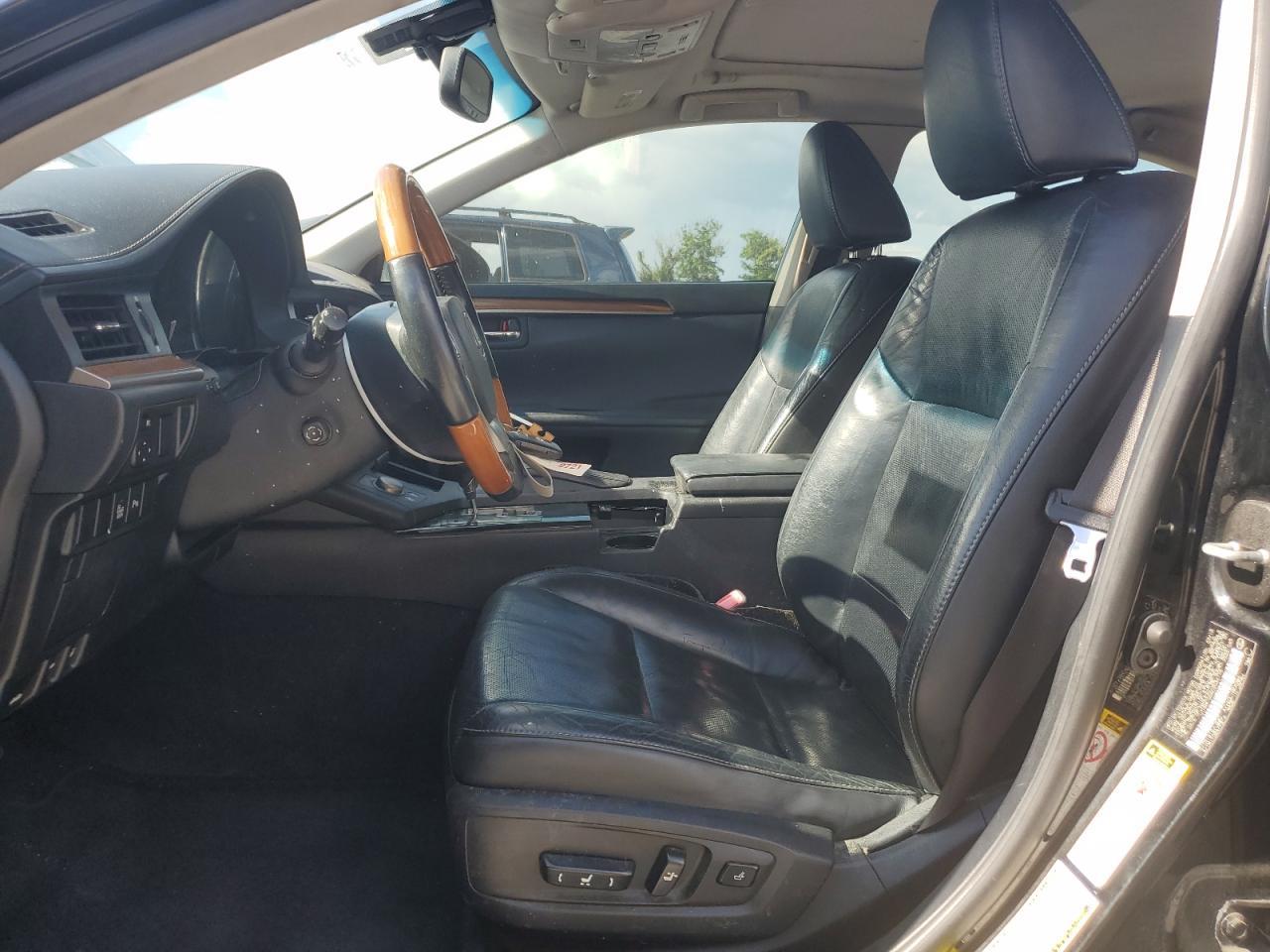 2013 LEXUS ES 300H