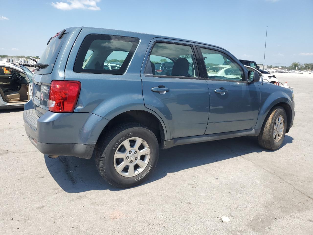 2011 MAZDA Tribute