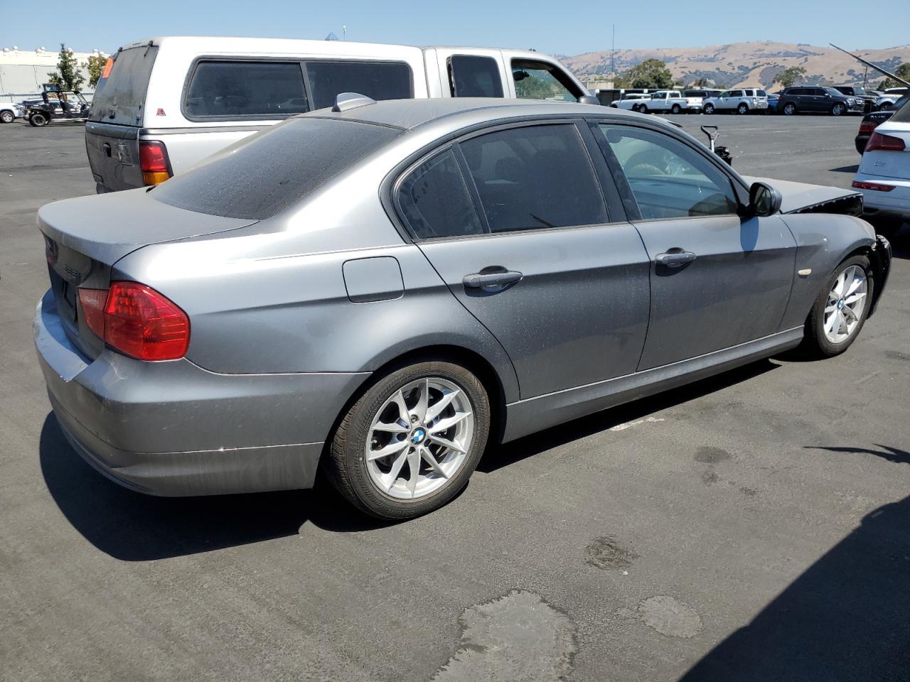 2010 BMW 3 SERIES