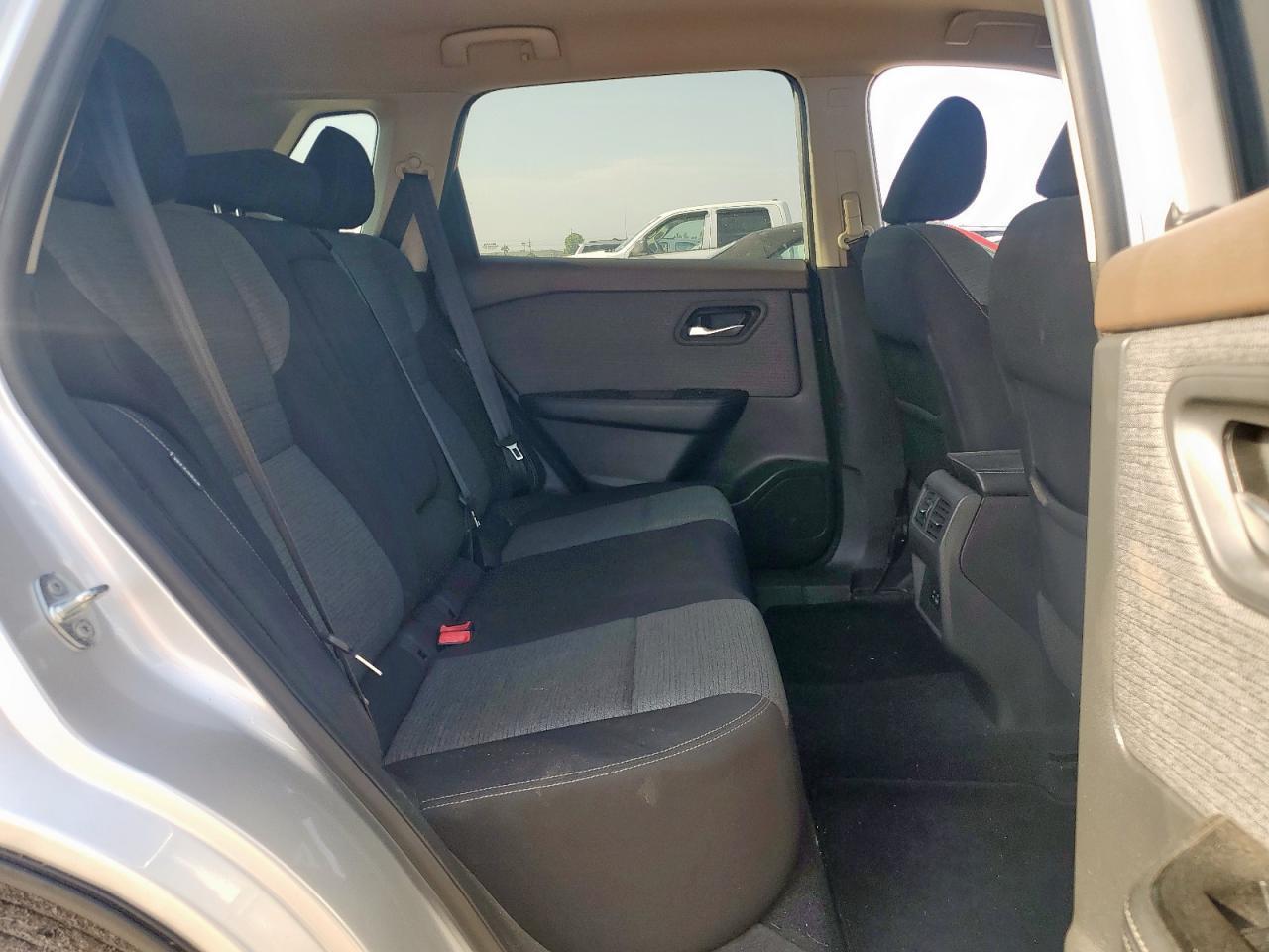 2021 NISSAN ROGUE