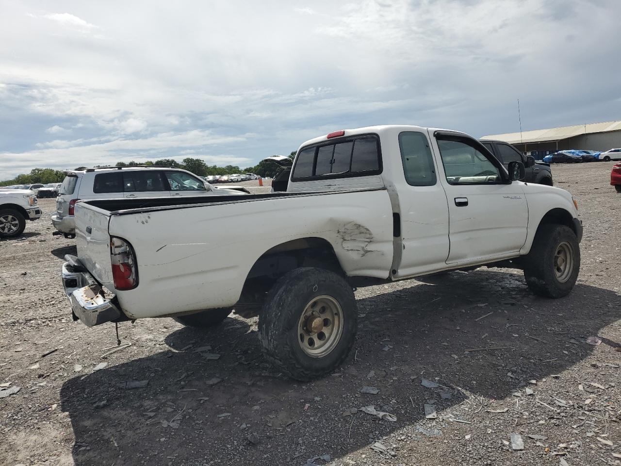 2000 TOYOTA TACOMA