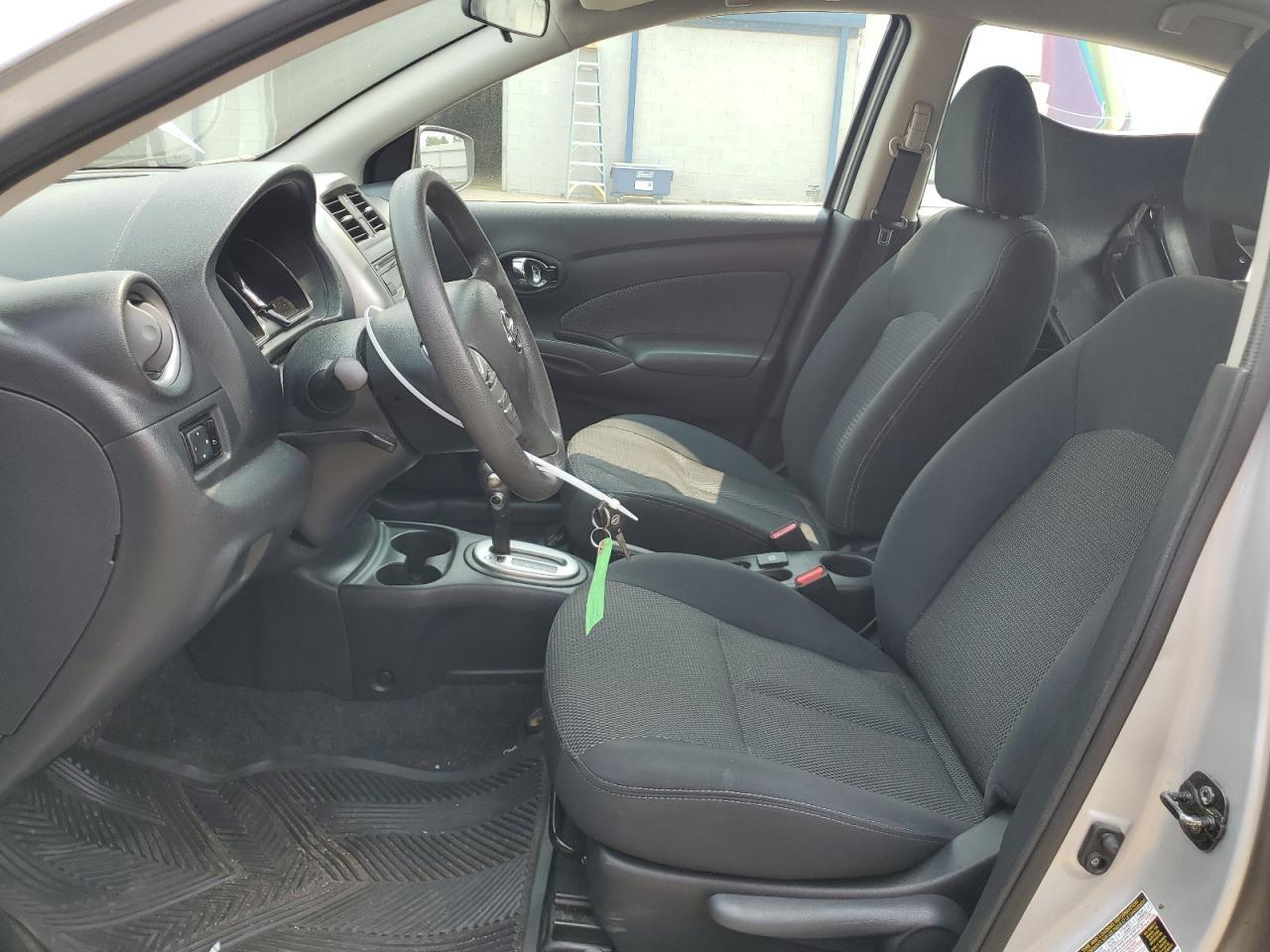 2015 NISSAN VERSA
