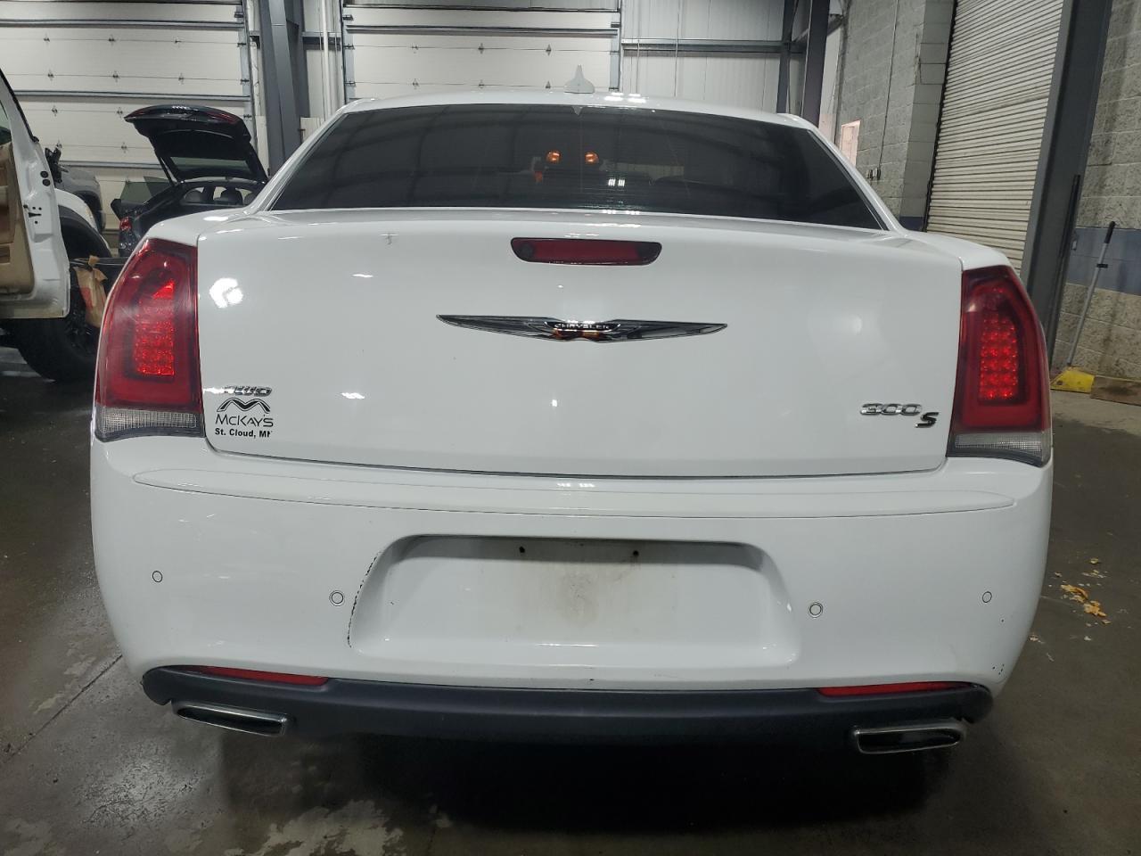 2017 CHRYSLER 300