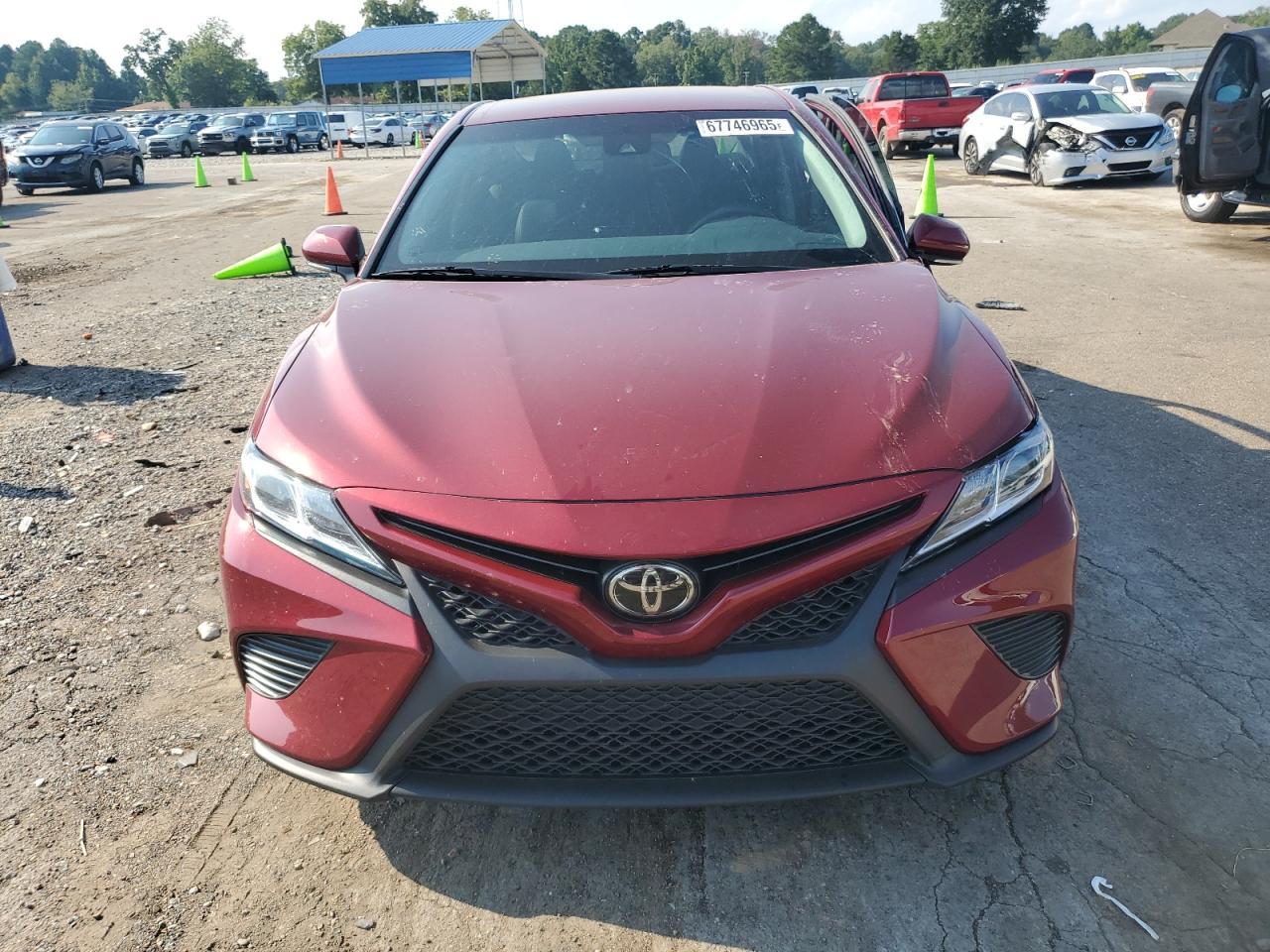 2018 TOYOTA CAMRY
