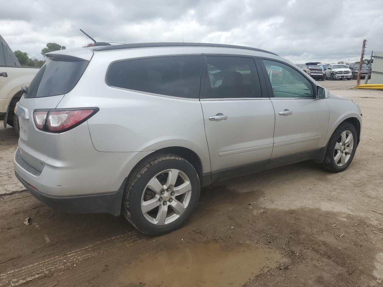2017 CHEVROLET TRAVERSE