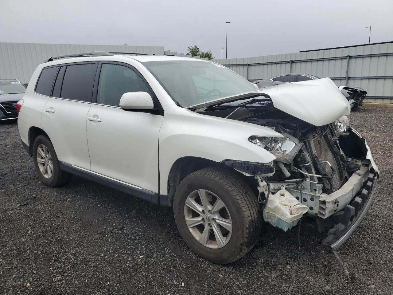 2011 TOYOTA HIGHLANDER