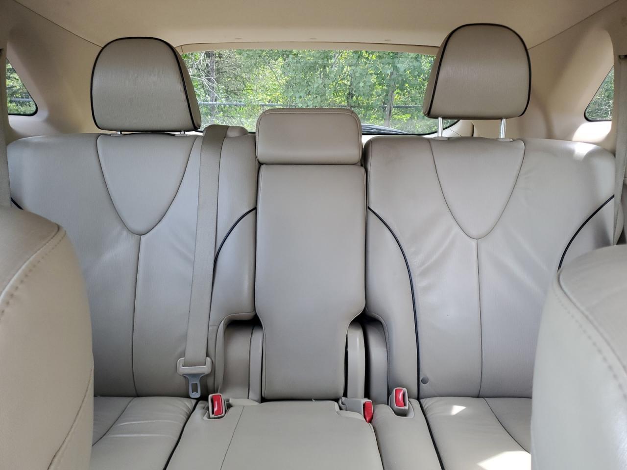 2011 TOYOTA VENZA
