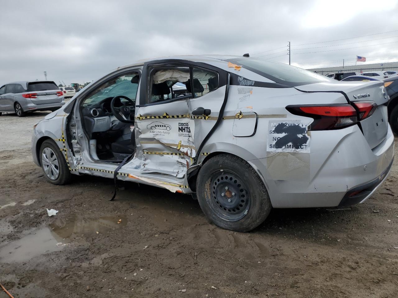 2020 NISSAN VERSA