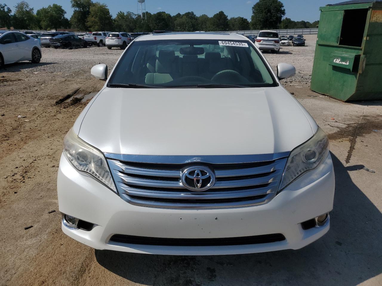 2012 TOYOTA Avalon