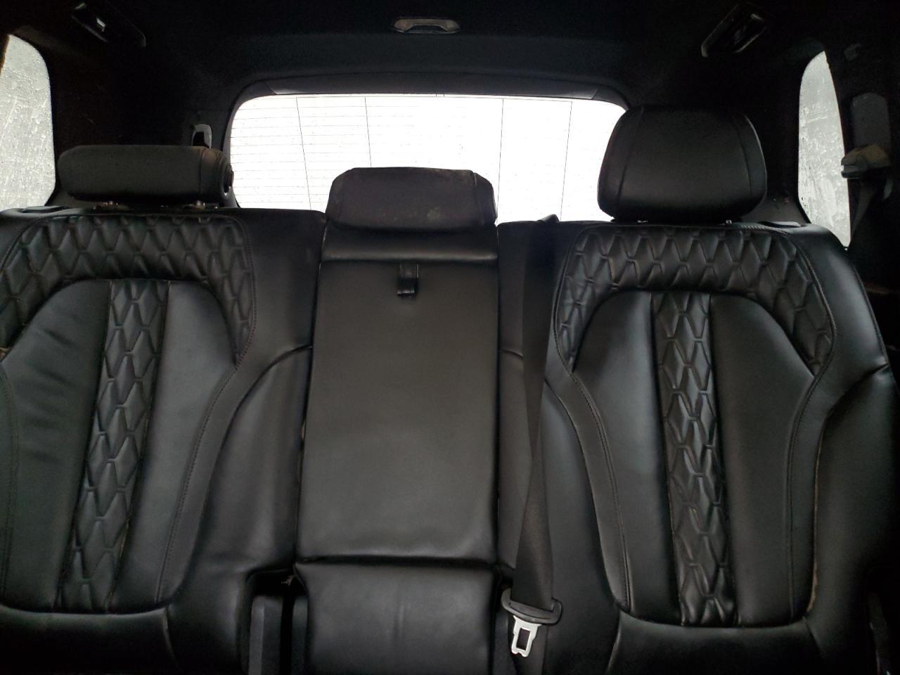 2025 BMW X7