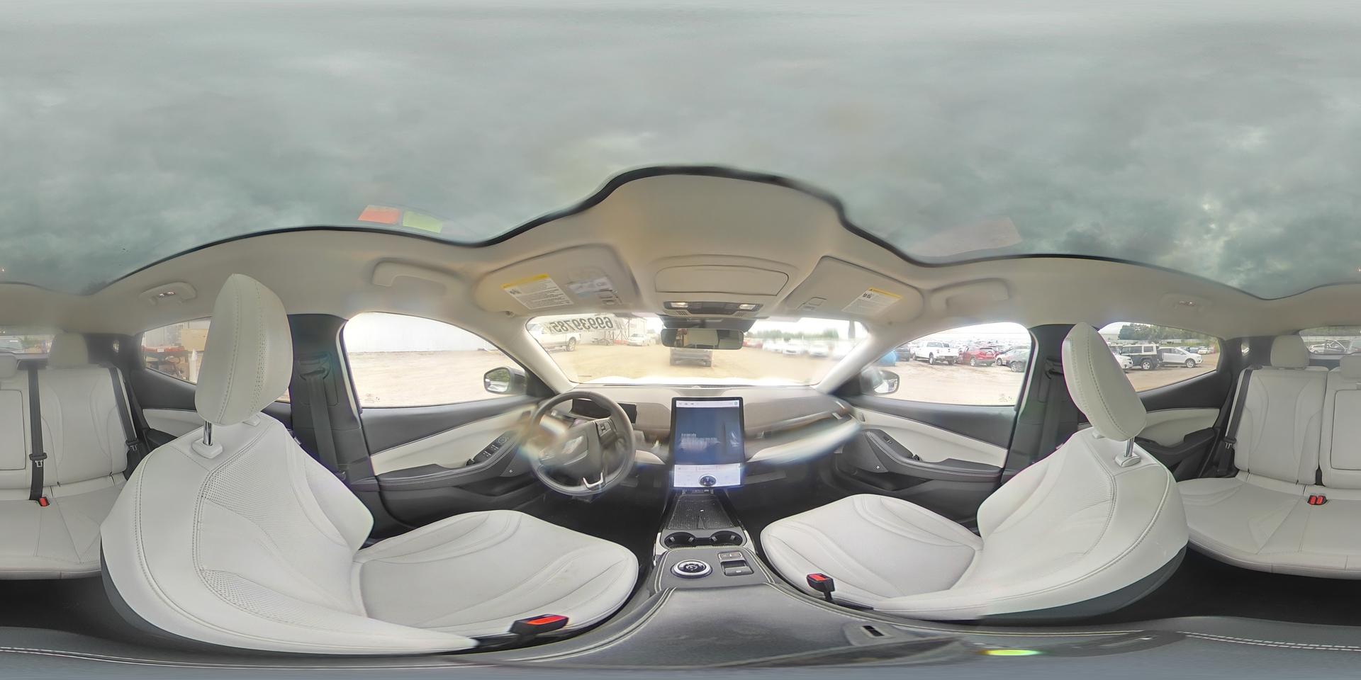 2022 FORD Mustang Mach-E