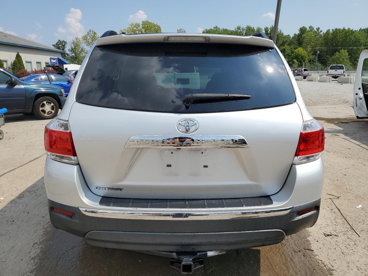 2012 TOYOTA HIGHLANDER