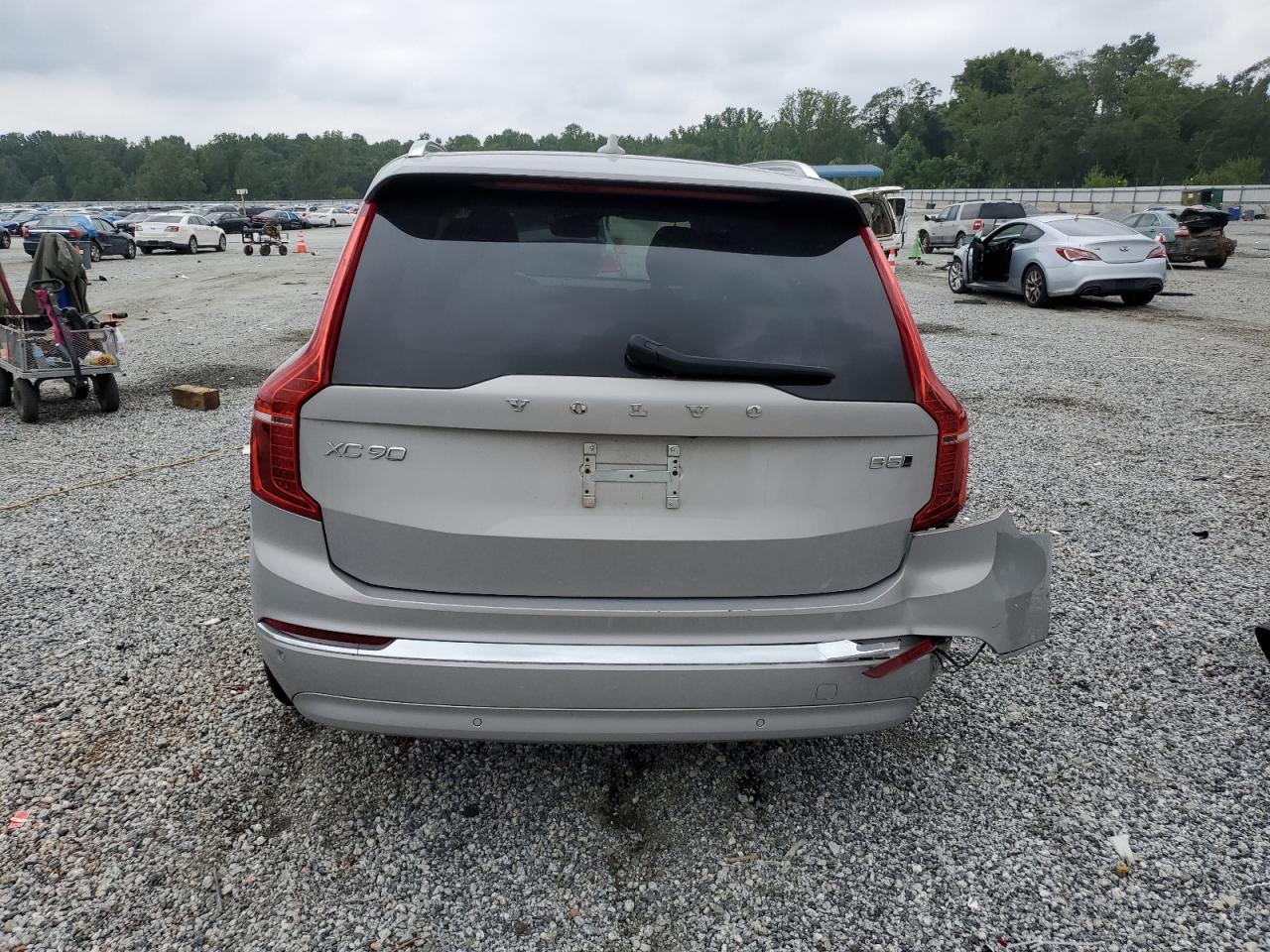 2024 VOLVO XC90
