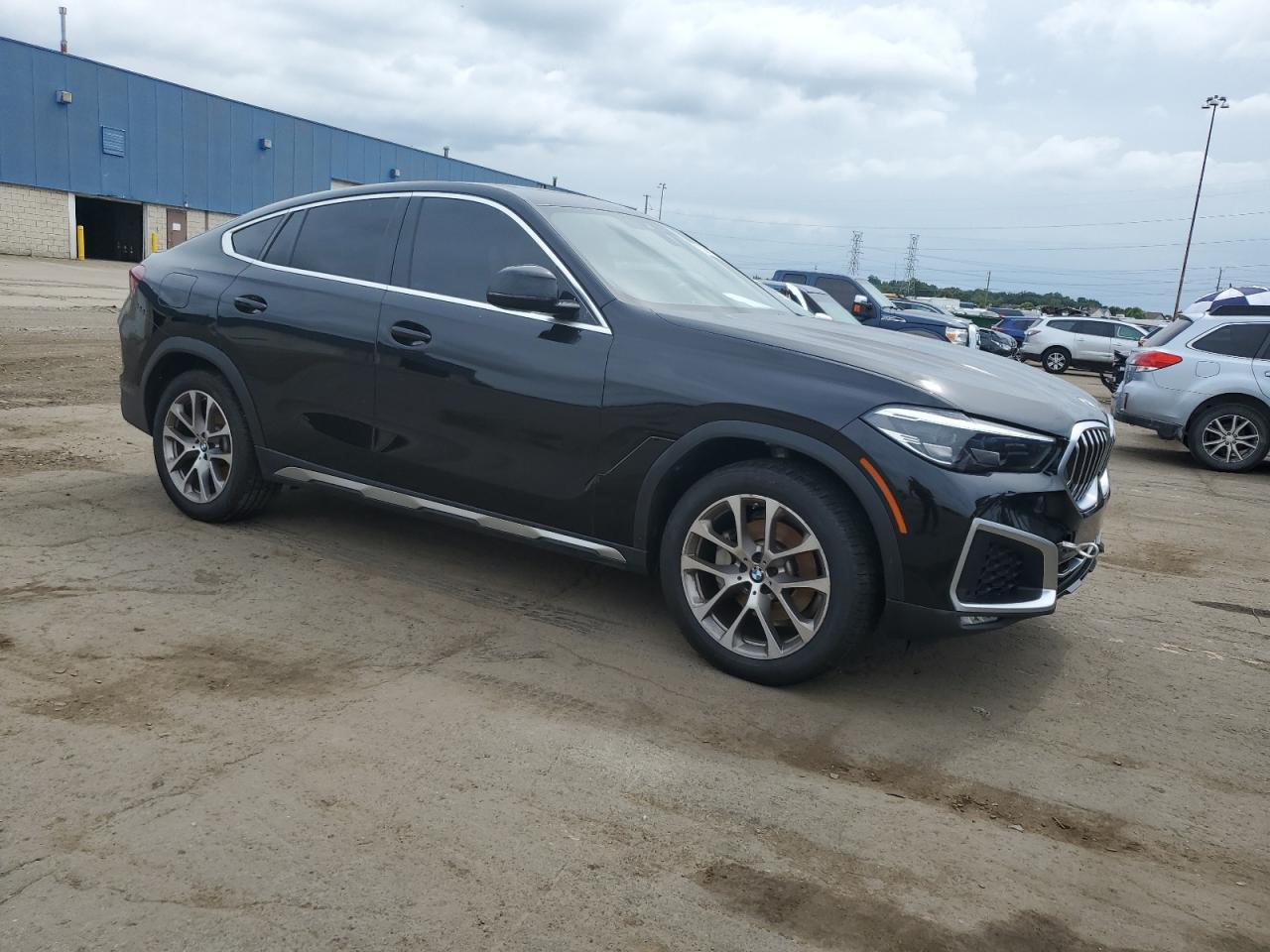 2021 BMW X6