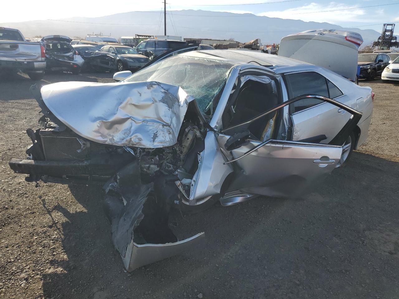 2013 TOYOTA CAMRY