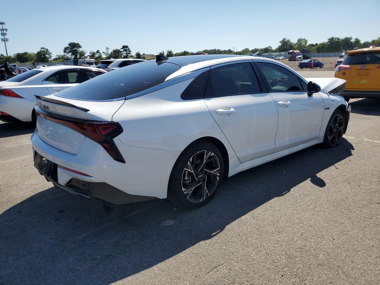 2025 KIA K5
