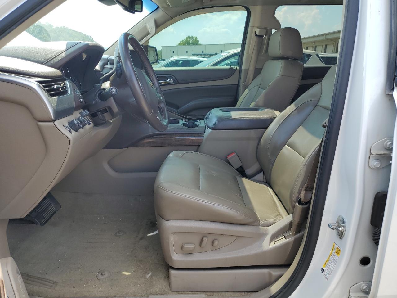 2016 CHEVROLET Suburban