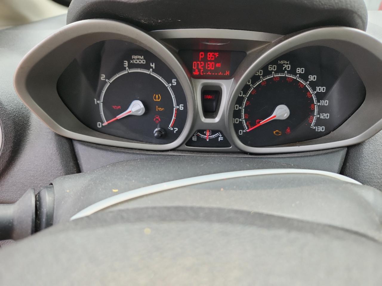 2013 FORD Fiesta