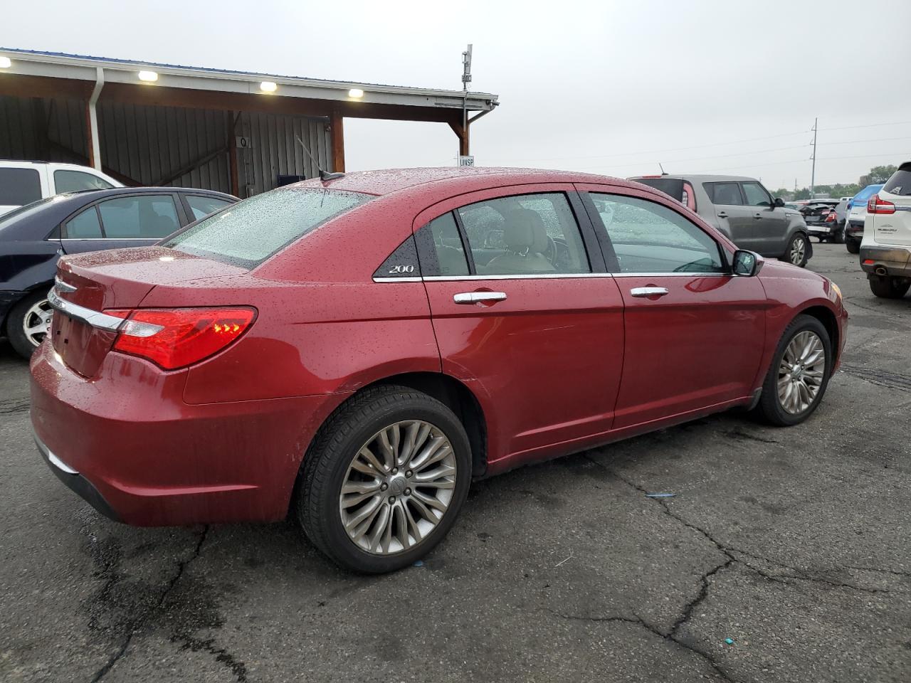 2011 CHRYSLER 200