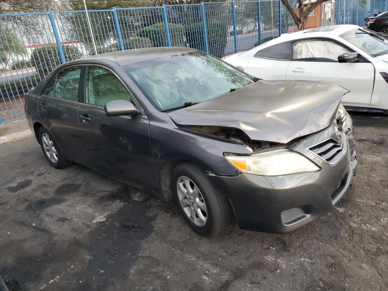2011 TOYOTA CAMRY