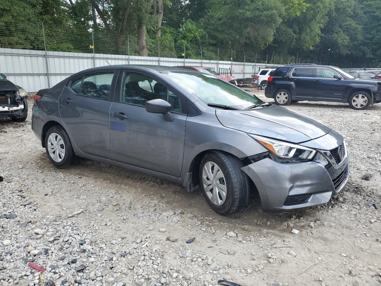 2020 NISSAN VERSA