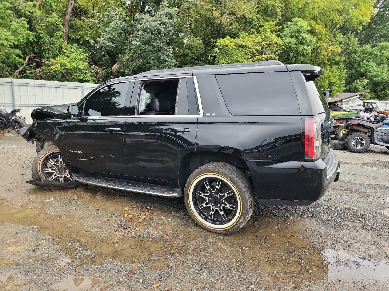 2017 GMC Yukon
