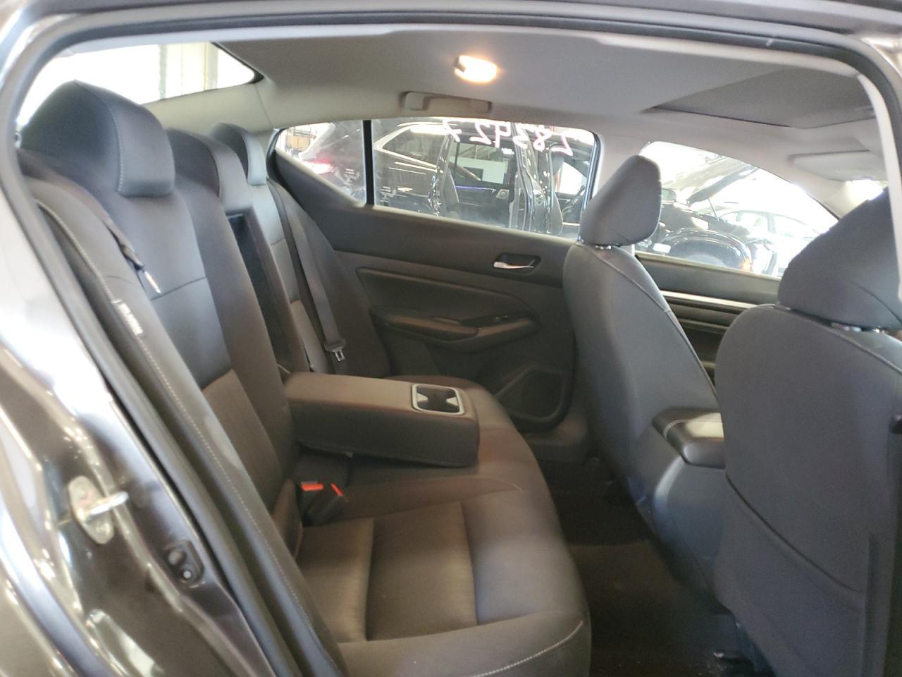 2022 NISSAN ALTIMA
