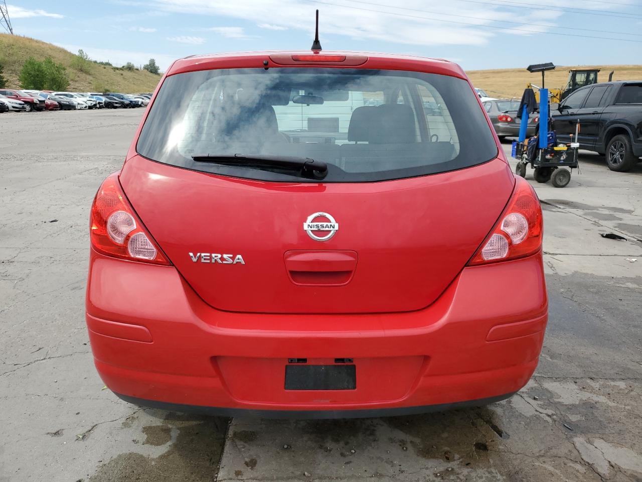 2012 NISSAN VERSA