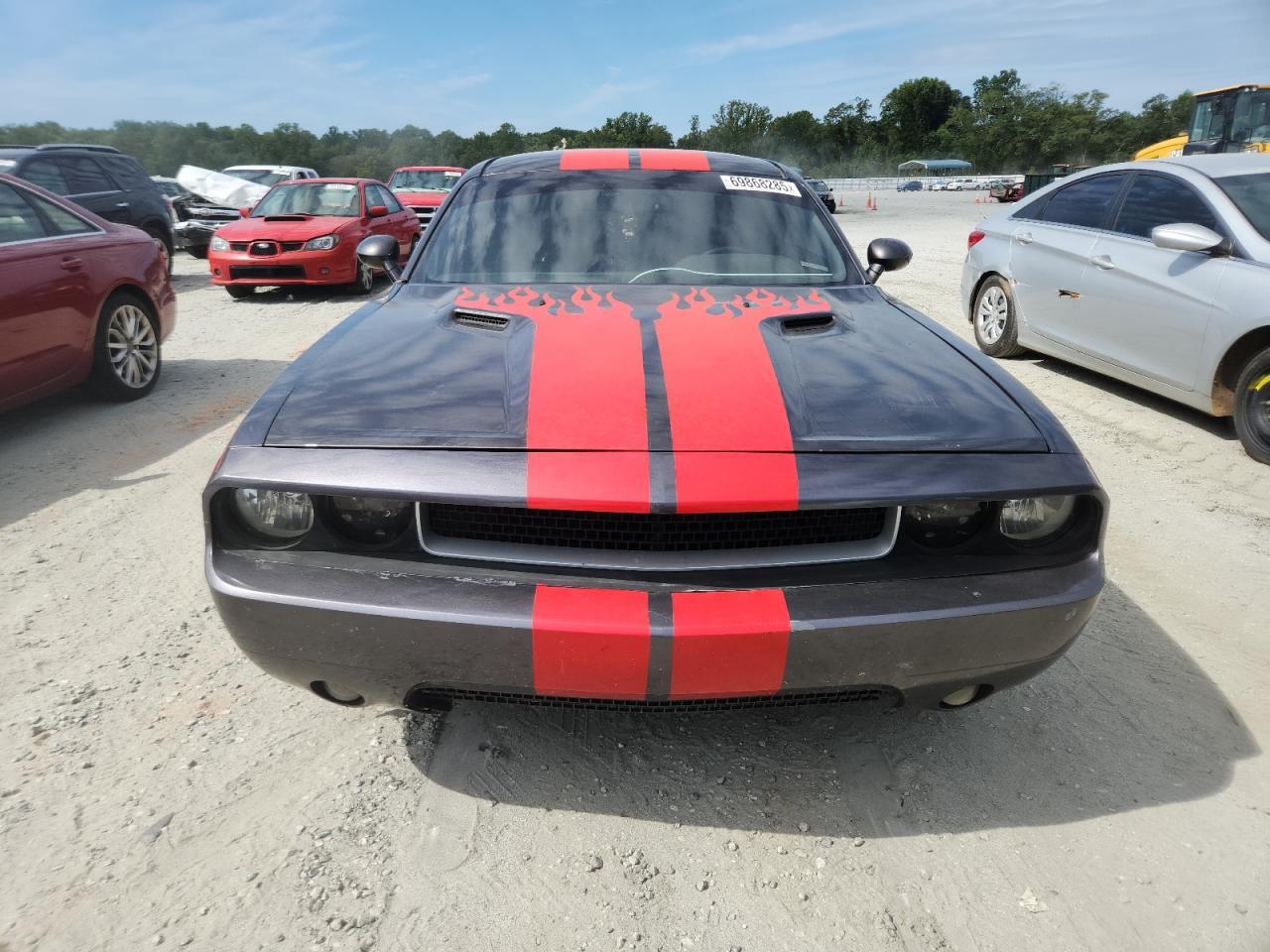 2013 DODGE Challenger