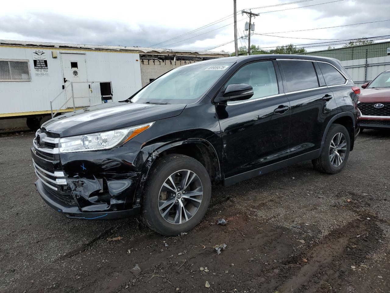 2019 TOYOTA HIGHLANDER