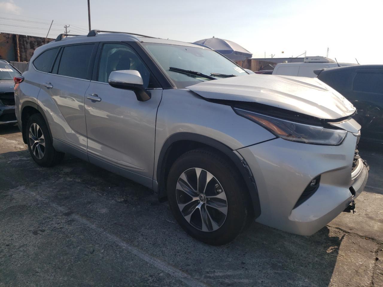 2021 TOYOTA HIGHLANDER
