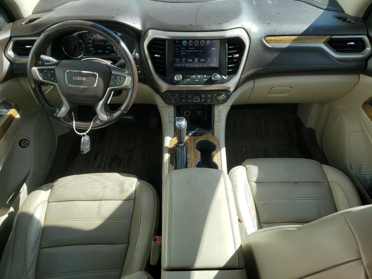 2017 GMC ACADIA