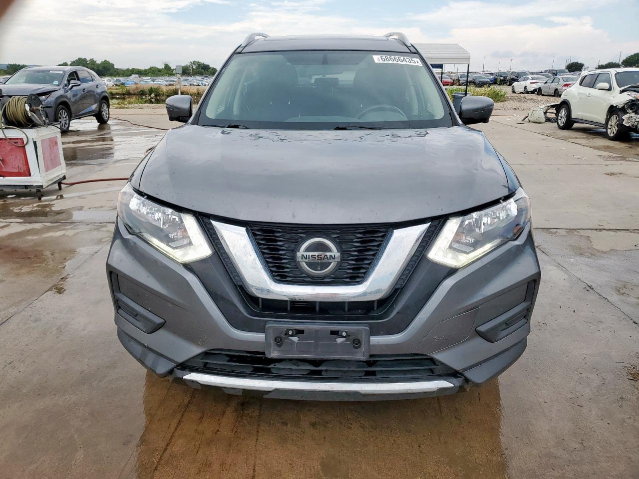 2018 NISSAN ROGUE